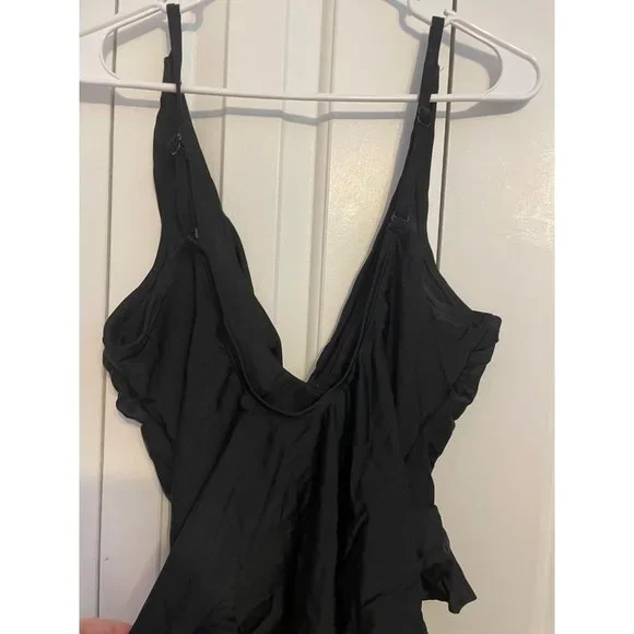 Kona Sol Women's ruffle front maillot black swimsuit NEW M - Picture 7 of 8